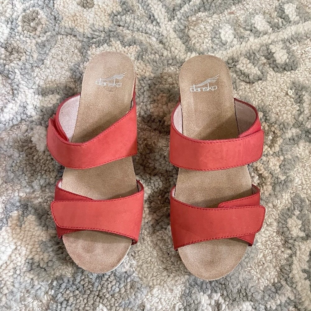 Dansko Sandals Womens 38/7 Vienna Slide Red Leather Slip On Open Toe Wedge Heels - Picture 5 of 7